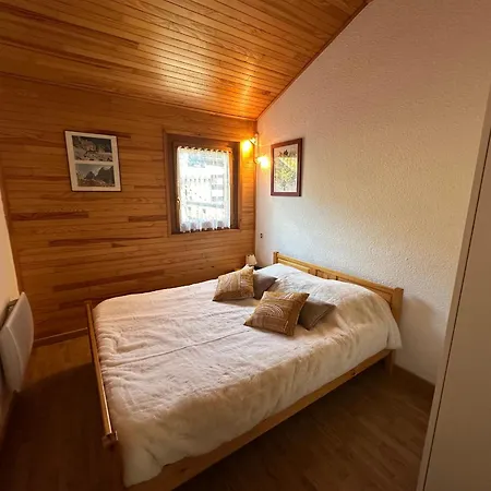Appartement T4 Duplex 60m², 6 Pers, Vue Lac&Montagnes - FR-1-758-40 *